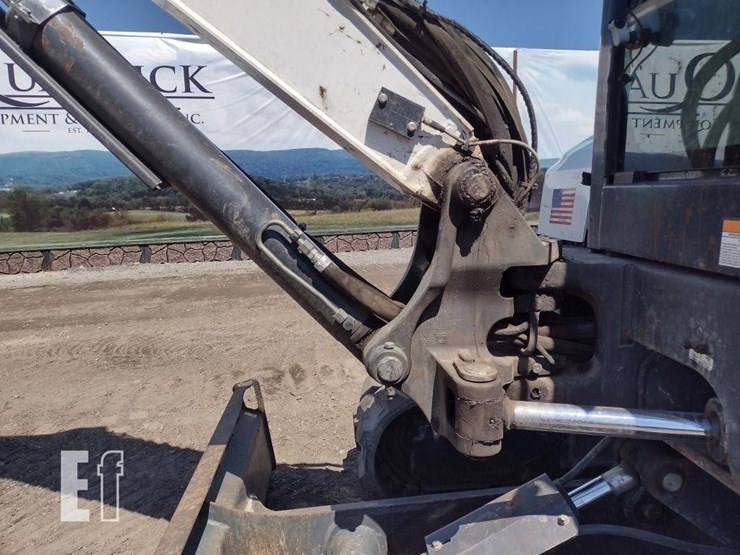 2016-bobcat-e50-image-22