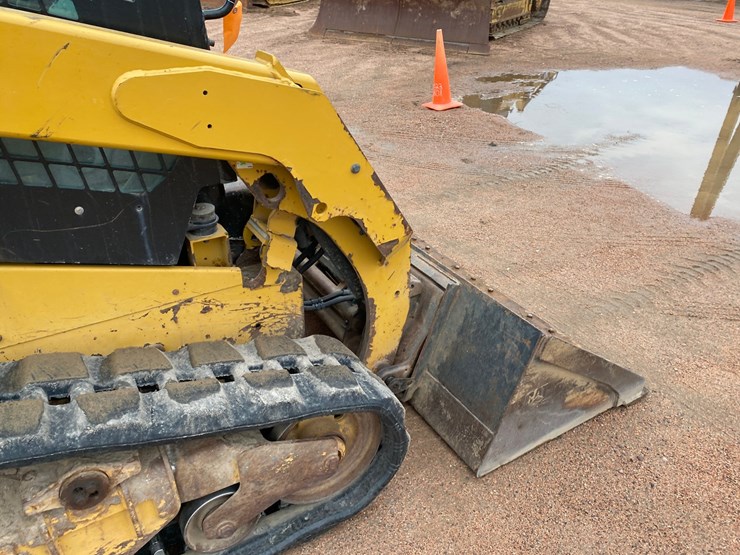 caterpillar-259d-image-37