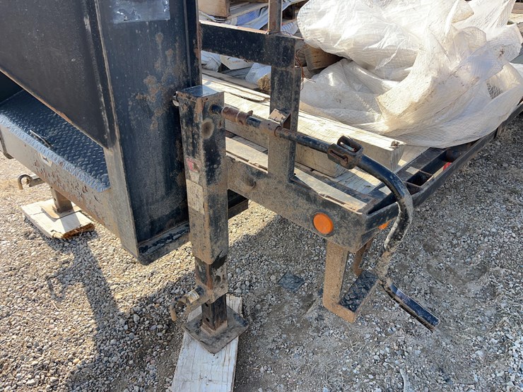 gooseneck-flatbed-trailer-image-6
