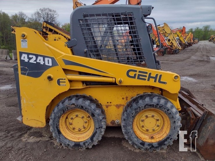 gehl-4240e-image-21