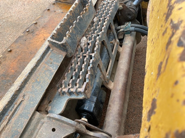 caterpillar-259d-image-19