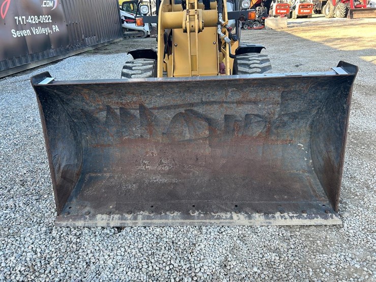 2019-caterpillar-903d-image-9
