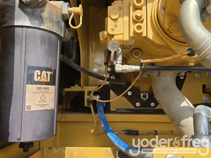 2021-caterpillar-336-image-60