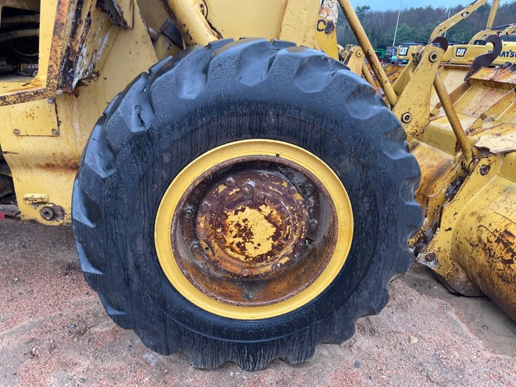 1979-caterpillar-930-image-14