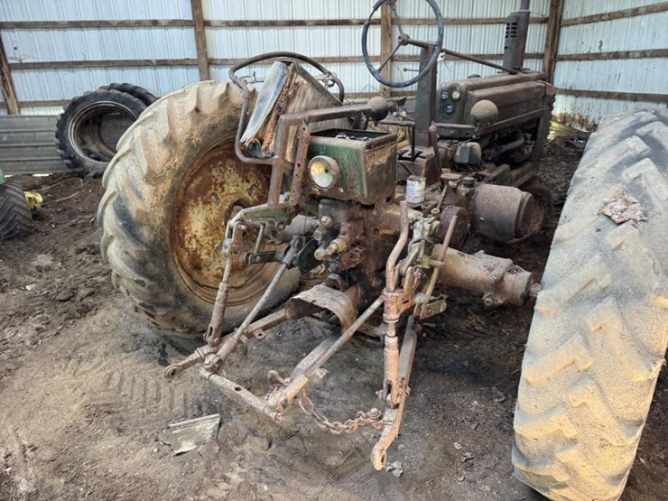 john-deere-tractor-image-7