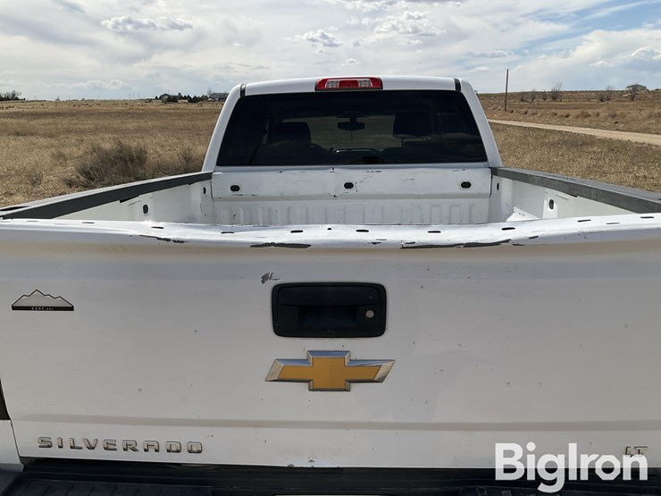 2015-chevrolet-silverado-2500-image-17