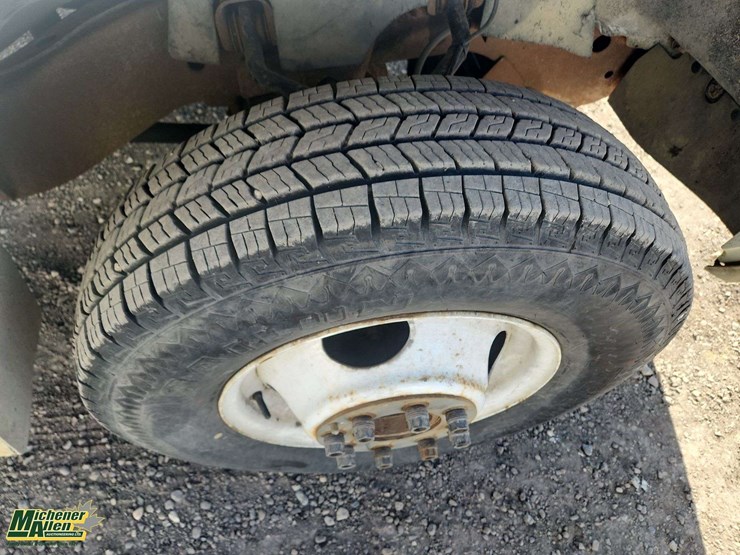 1996-gmc-sierra-3500-image-31