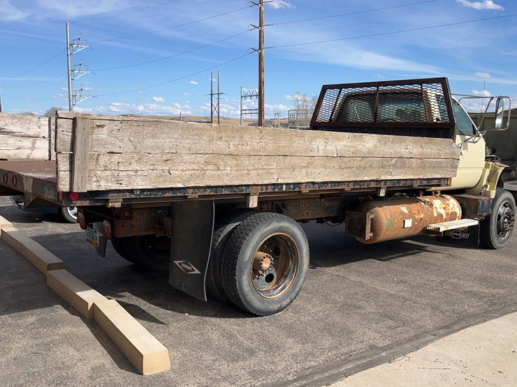 2002-gmc-4500-truck-image-27