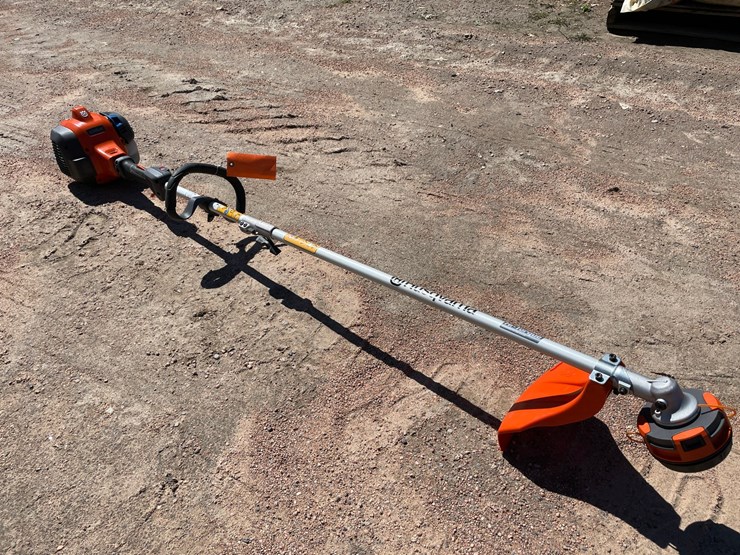 #1535-•-husqvarna-330lk-hi-torq-weed-wacker-image-2