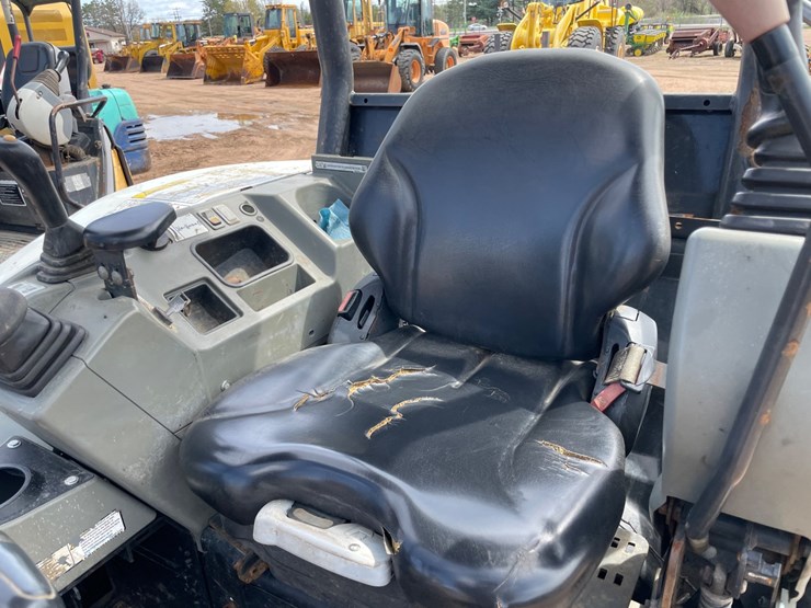 2020-bobcat-e32i-image-27