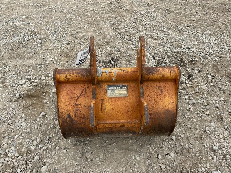 john-deere-24-image-3