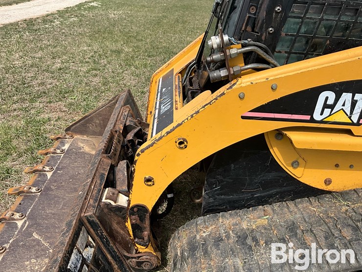 2005-caterpillar-247b-image-13