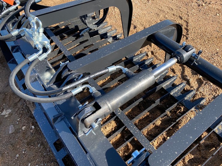 #4113-•-new-jct-84"-skeleton-rock-grapple-bucket-image-7