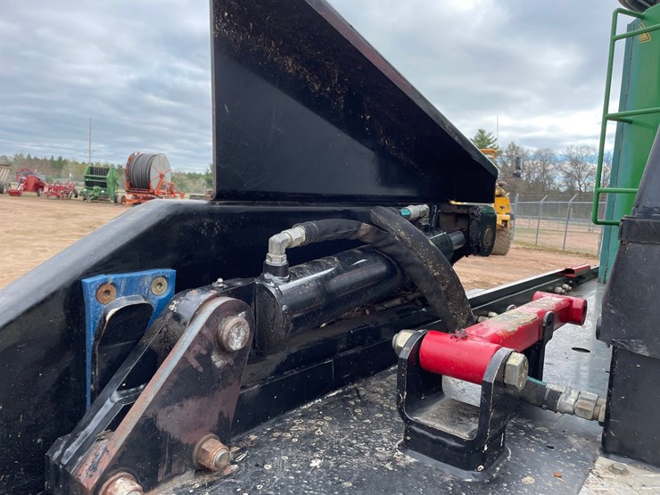 2017-gyro-trac-gt35-image-15