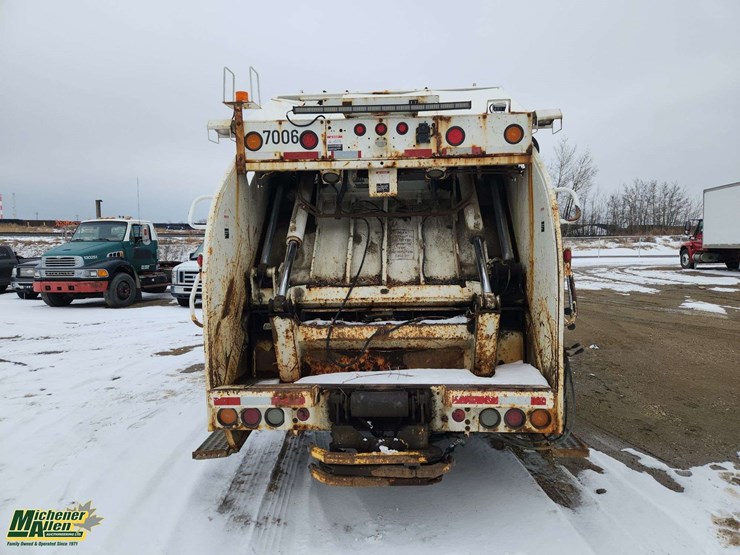non-operable-2008-autocar-wx-t/a-refuse-truck-image-4
