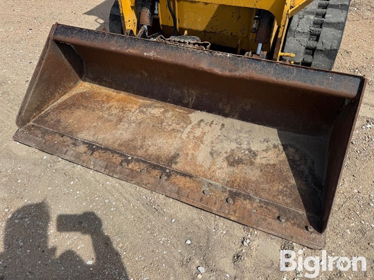 2020-caterpillar-259d-image-10