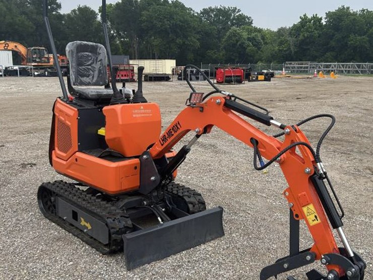 #34-•-mini-excavator---lhr-me10x1-image-3