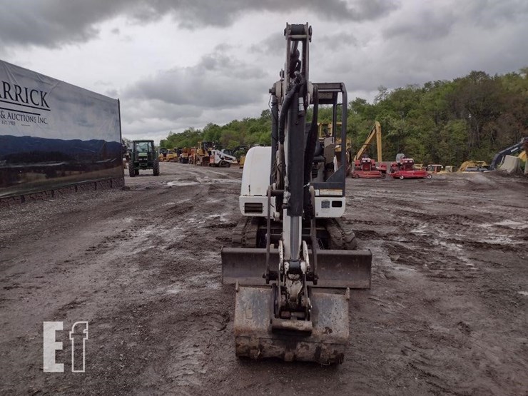 2004-bobcat-331g-image-2