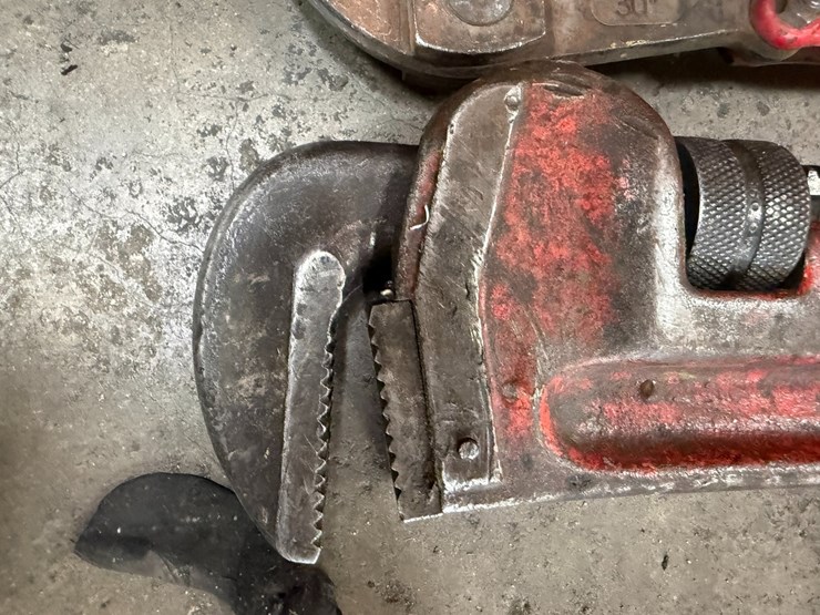 #2023-•-ridgid-pipe-wrench-and-bolt-cutters-image-5