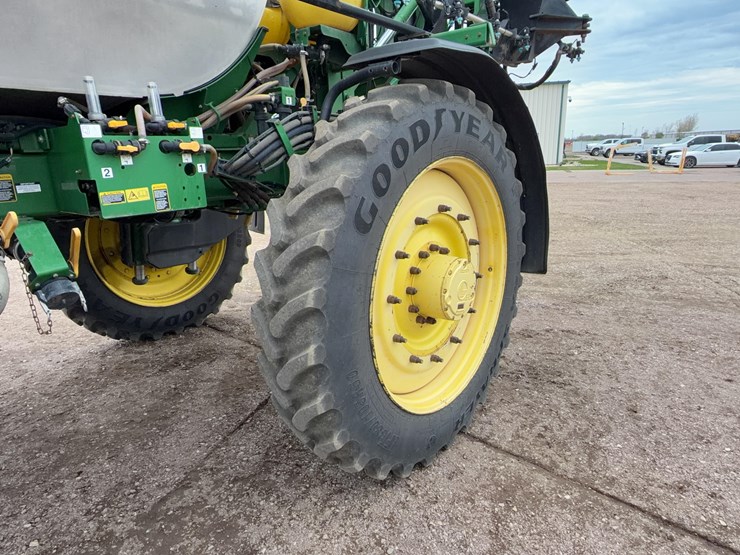 2013-john-deere-4940-image-12