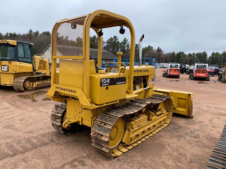 international-td8-image-6