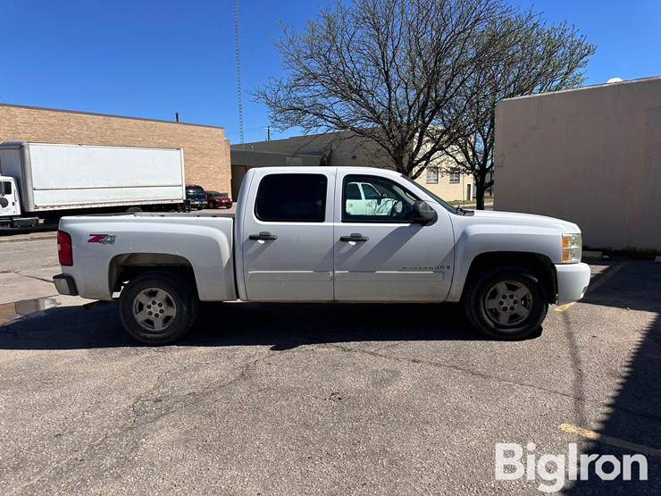 2007-chevrolet-silverado-1500-lt-image-4