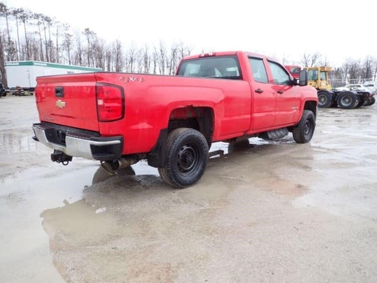2016-chevrolet-2500hd-image-5