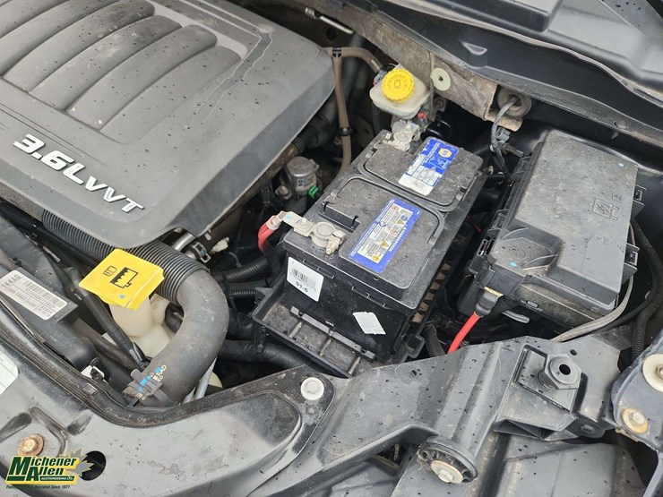 2011-dodge-grand-caravan-image-32