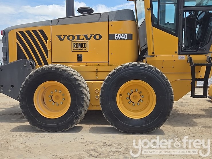 2008-volvo-g940-image-17