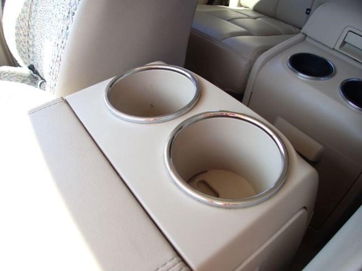 2009-lincoln-navigator-image-21