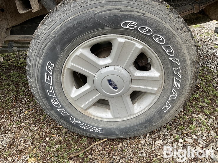 2004-ford-f150-xlt-image-16