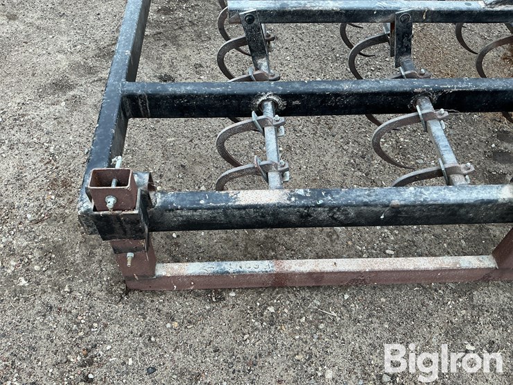 small-square-bale-grapple-image-11