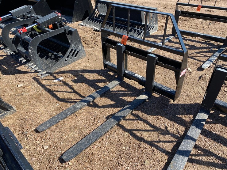 #4071-•-kivel-3,500-lbs.-pallet-fork-attachment-image-3