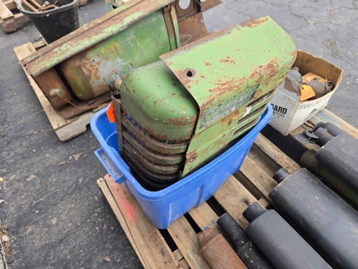 john-deere-2-image-1