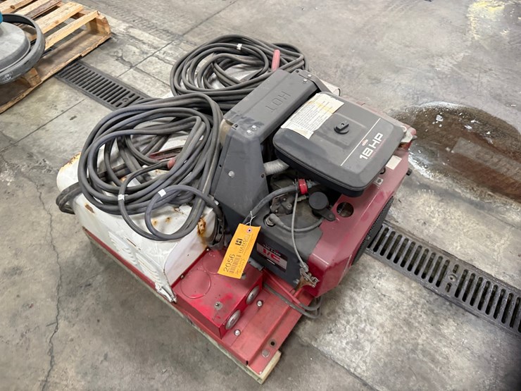 #2056-•-jump-start-unit-dual-tank-image-2