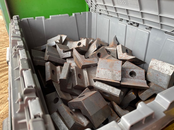 2017-gyro-trac-gt35-image-46