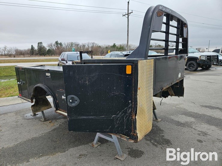 massey-ferguson-730-image-3