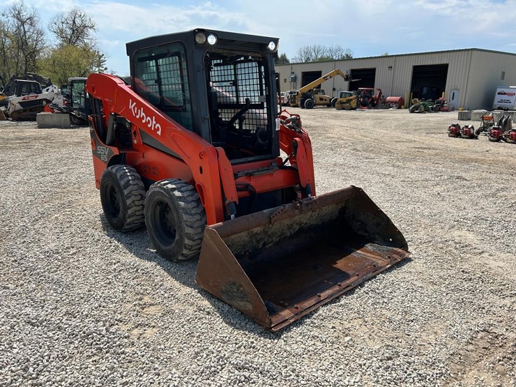 2016-kubota-ssv65-image-6