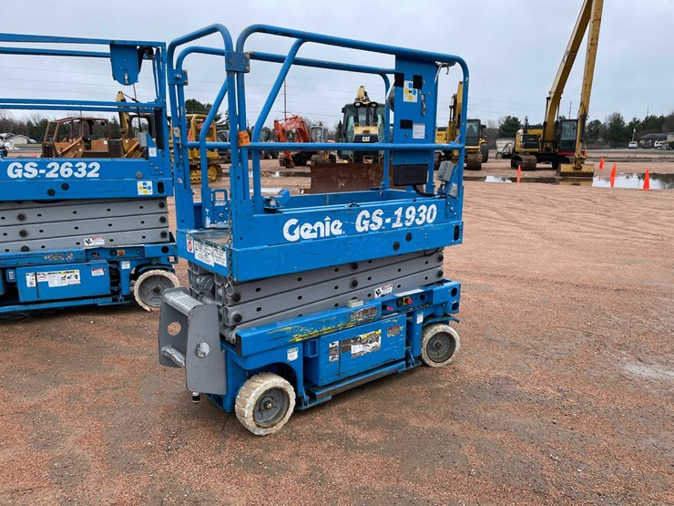 2000-genie-gs1930-image-3