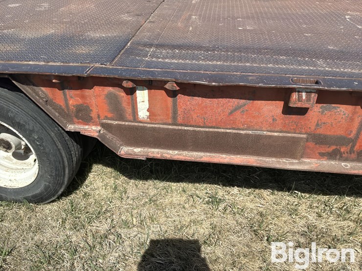 1975-muv-all-lowboy-image-17