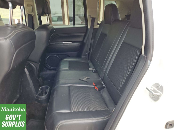 2014-jeep-compass-image-20