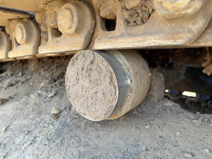 2019-caterpillar-c18-image-18