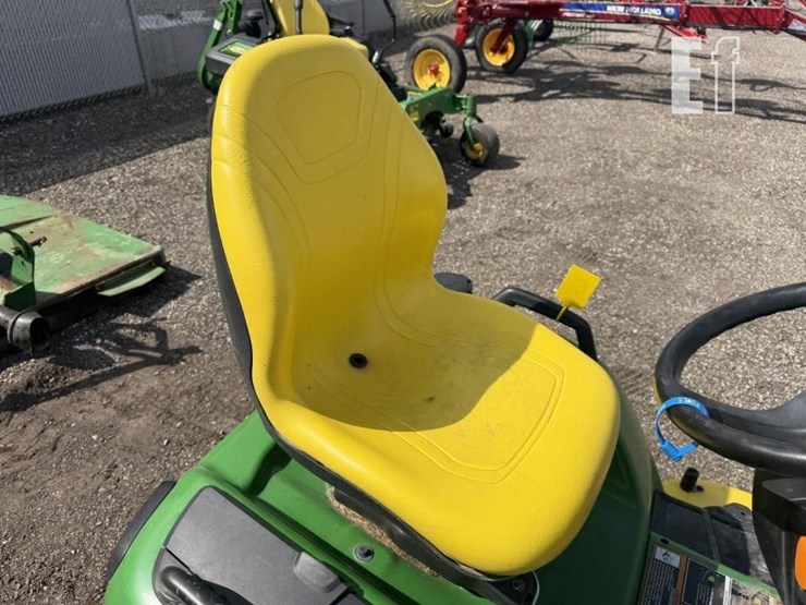 2018-john-deere-x584-image-14