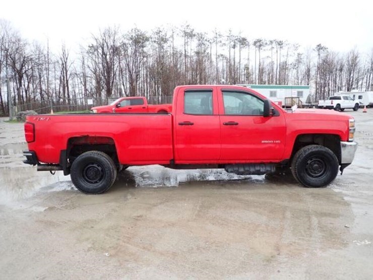 2016-chevrolet-2500hd-image-4