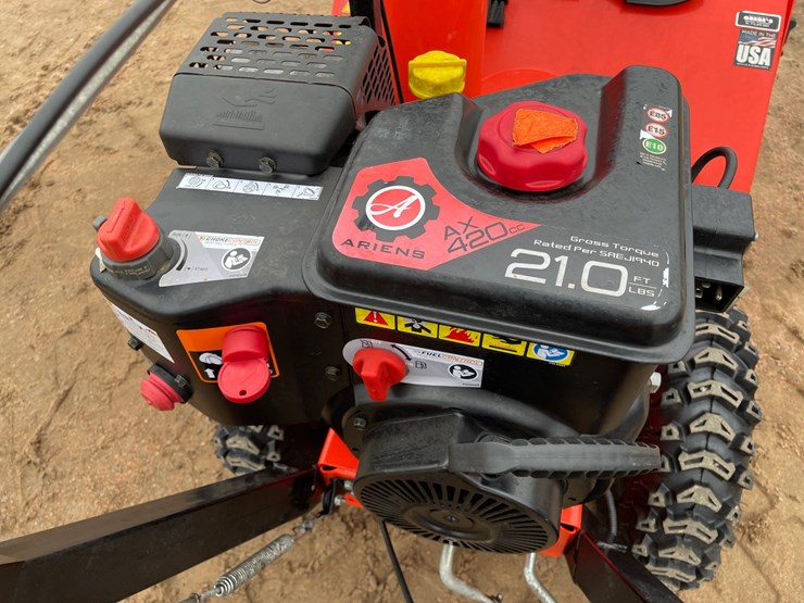 #1542-•-ariens-st28-dle-snowblower-image-8