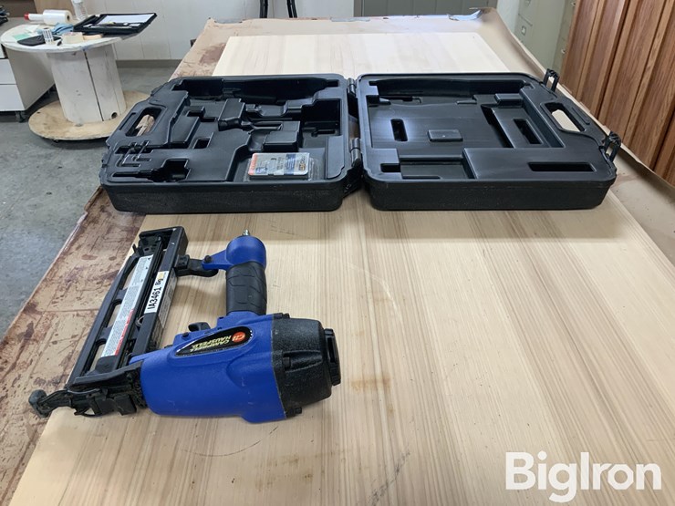 campbell-hausfeld-nb006400av-air-nailer-image-8