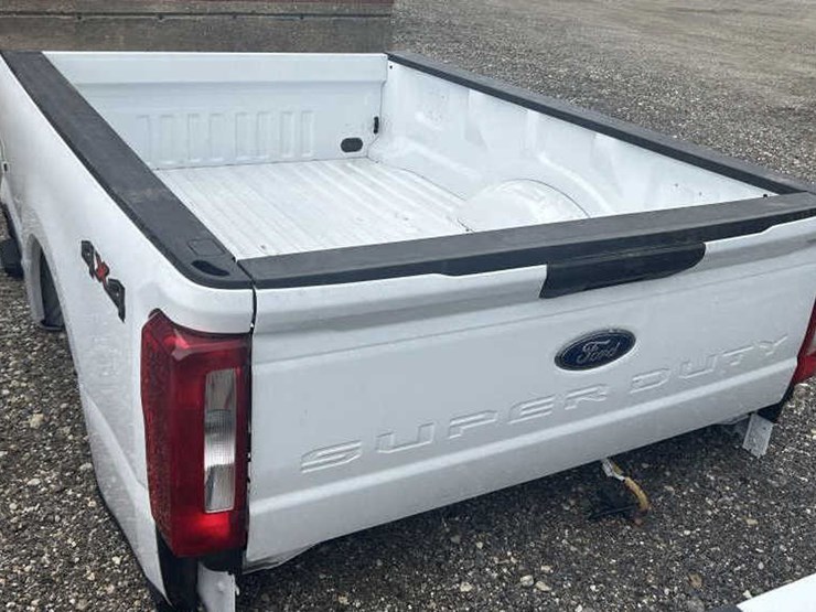 #38-•-2023-ford-truck-super-duty-bed-image-1
