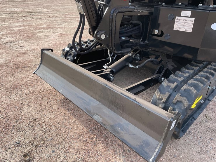 #5536-•-2026-cfg-ynt20-diesel-mini-excavator-image-10