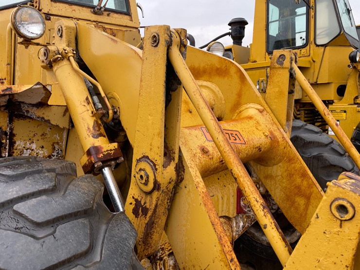 1979-caterpillar-930-image-8