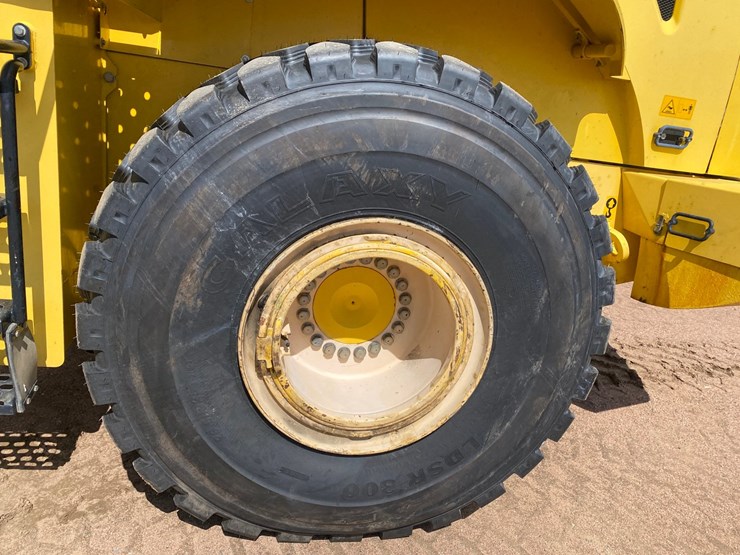 2005-new-holland-lw230b-image-27